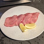 Yakiniku.ushicoco. - 