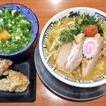 ちゃーしゅうや武蔵 - 料理写真:からし味噌らーめん ＆ Ｃセット（ネギ玉めし＆２個唐揚げ）