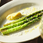 Grilled asparagus with homemade mayonnaise