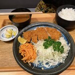 銀座 梅林 本店 - かつライス