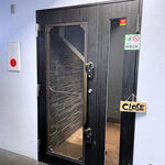 めしや ヒナタ俱楽部 - お店の入口