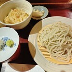 鄙いまとみ - かしわ飯と蕎麦のセット1200円（現金のみ）
