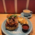 Louis Hamburger Restaurant - 【期間限定&数量限定】 『Firefly Squid Cheese Burger¥2,200』 『lunch drink¥150』
