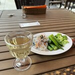 クッチーナ デル カンポ - ランチメニューに無料で付くワインとサラダバー食べ飲み放題