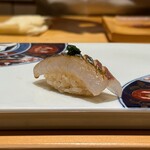 鮨 不二楼 - 身が締まったさより