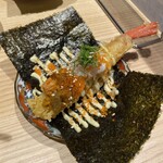 Sushi To Oden Ninoya - ズワイガニといくらとウニ巻き