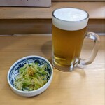 丸八とんかつ店 - ビールとおつまみ