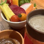 ワイン酒場。LONGING HOUSE 軽井沢 - 