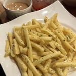 ワイン酒場。LONGING HOUSE 軽井沢 - 