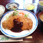 白梅 - 日替定食600円