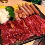 近江牛卸問屋 焼肉 激 - 色々入ってお得なファミリーセット