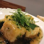 Tachinomi Sakaba Nanatsubo - 日替わりオススメ　あおさ餡の揚げだし豆腐
