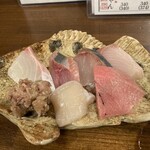 津軽海峡を渡って来た男 あきら - 