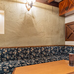 Suteki Hausu Matsunami - レトロな雰囲気の待ち合い室でゆったりくつろげます