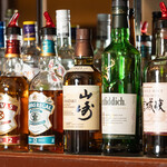 Suteki Hausu Matsunami - 国産～スコッチまで多種のウイスキーをはじめカクテルや焼酒も充実しています