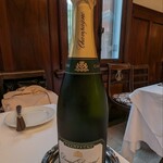 マダム・トキ - シャンパーニュ