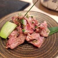 牛刺しと焼肉 仔虎 クリスロード店 - 