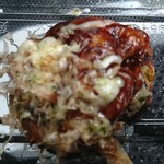 Takoyakiya Takkunya - 元祖 極 油かす入り たこ焼き KIWAMI アップ