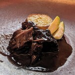 マダム・トキ - 和牛ほほ肉のブレゼ 赤ワインとマディラ酒の香るソース