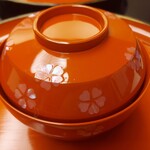 赤坂 菊乃井 - 桜の季節です　螺鈿細工の器が素晴らしい