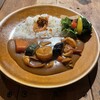 【カレー専門店】円山教授。