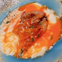 銀座 ちかみつ 並木通り - サーロインの焼き好きと温泉卵を絡めていただきます