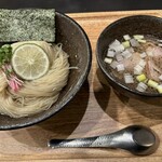 メンヤ ニューオルド - 昆布水つけ麺　塩　大盛