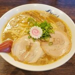 麺や 紡 - ビューです