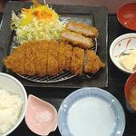 242089699 - プレミアムロースカツとヒレカツ定食