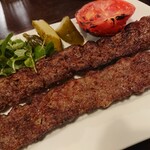 SHANDIZ - ・Chelo Kebab Kubide 2300円(外)