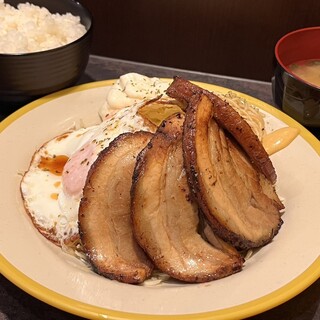 The much talked about roast pork and egg set meal!