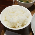 キッチン ブルー グローブ - ご飯大盛りのアップ