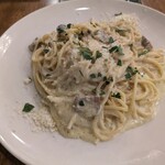 Pizzeria e Osteria Codino - ポルチーニ茸のクリームパスタ