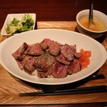 大衆肉バルKamiichi - beefステーキボウル