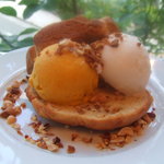 クルミドコーヒー - クルミドケーキアイス