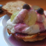 クルミドコーヒー - クルミドケーキクリームぶどう