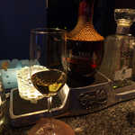 スモーレスト・バー  - トレス・ジェネラシオン（アネホ）サウザグループの最高級品