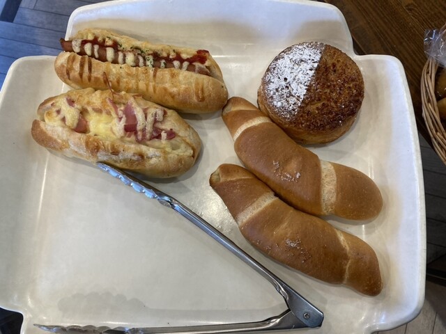 大きなパン 山形新店パン】ブーランジェリーココリコ（山形市南館