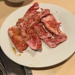 Yakiniku Takayama - 中落ちカルビ一人前　ランチの1定食毎に一人前追加できます。ランチ限定価格660円でこのボリューム！