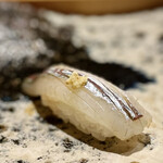 丸萬寿司 - 閂（かんぬき）