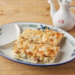 大衆酒場 まる煮 - 【焼き棒餃子　8個】
