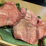 焼肉一心たん助 旦 - 