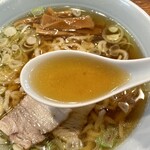 丸信ラーメン - 混ぜたスープ