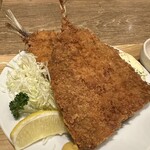 魚屋のマグロ食堂 オートロキッチン - 