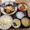 Hamayaki Kaisen Izakaya Daishou Suisan - 日替わりの煮魚定食の鯖煮付け＆鮪ぶつ定食