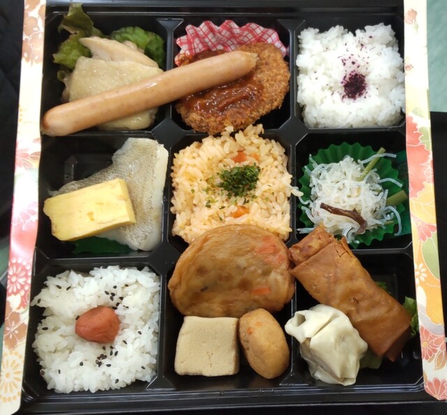 紅の花 - 楯山（弁当）の写真