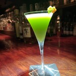 バー・バーンズ - ✧キウイとジンのカクテル(⋈◍＞◡＜◍)。✧♡✨.ﾟ･*..☆.｡.:*✨.☆.｡.:.+*:ﾟ+｡✨.ﾟ･*..☆.｡.:*✨
      ライティングの粋な計らいに
      より幻想的に❤(｡☌ᴗ☌｡)