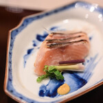 江戸前芝浜 - "珊瑚菜（はまばうふう）"＋"芥子（からし）"