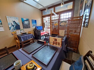 あなご処 城山本店 さくら庵 - 店内はこんな雰囲気。