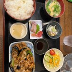 居酒屋桃太郎 - 日替りランチ（豚とナスの味噌炒め）